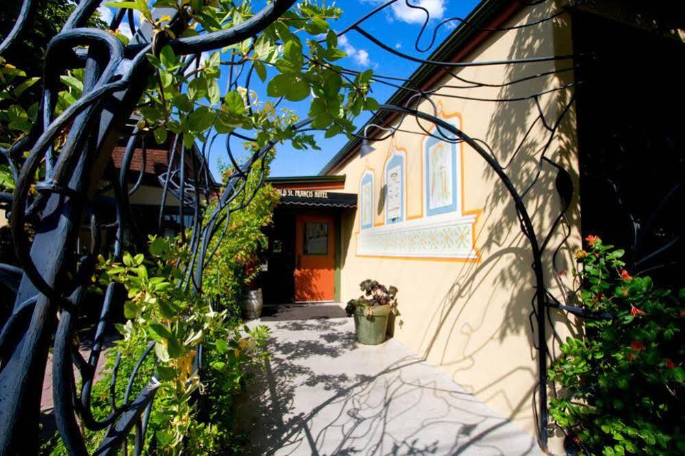מלון בנד Mcmenamins Old St. Francis School מראה חיצוני תמונה